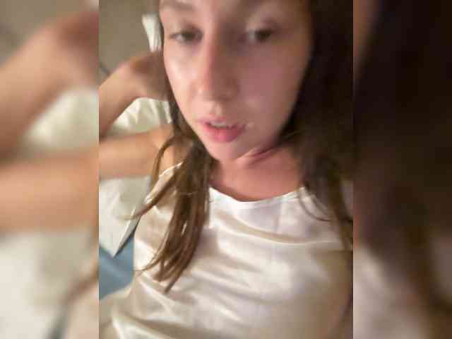 LivLauren webcam