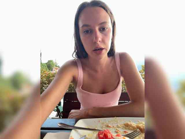LivLauren webcam