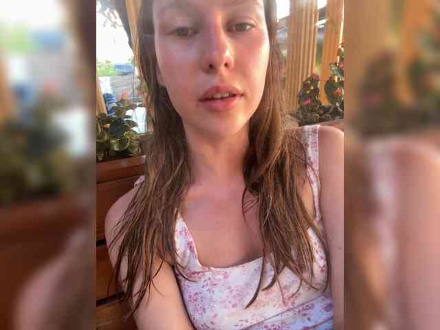LivLauren webcam