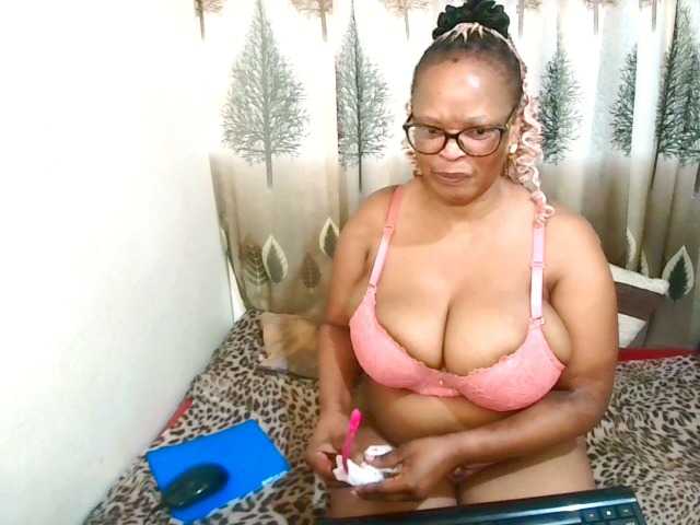 Ebonybloom69