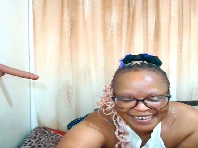 Ebonybloom69 live cam on BongaCams