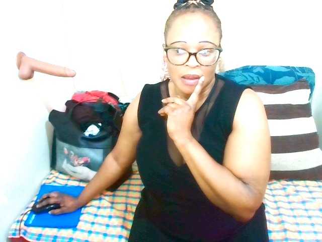 Ebonybloom69 live cam preview