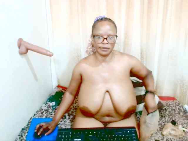 Ebonybloom69 webcam