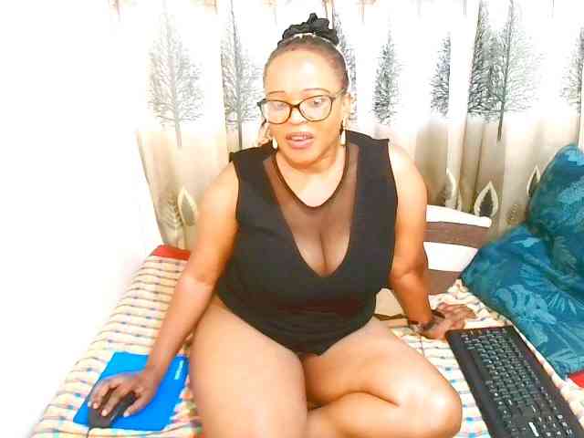 Ebonybloom69