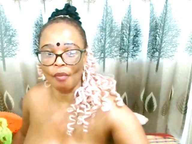 Ebonybloom69 webcam