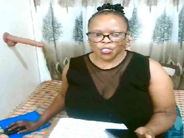 Ebonybloom69 webcam
