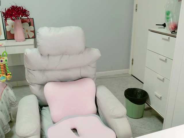 XantheBloom live cam on BongaCams