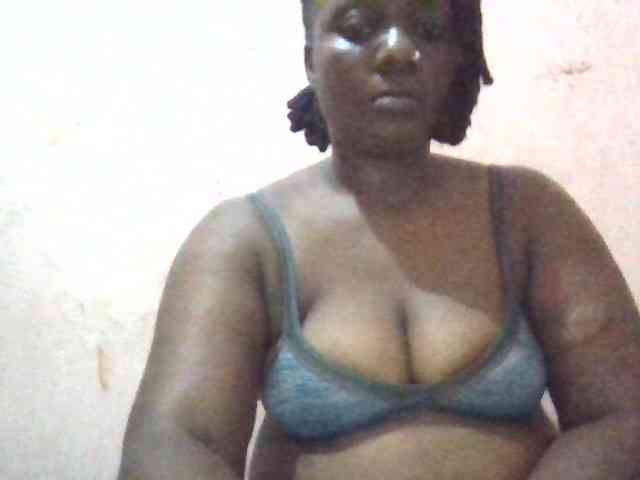 Milky-ebony webcam