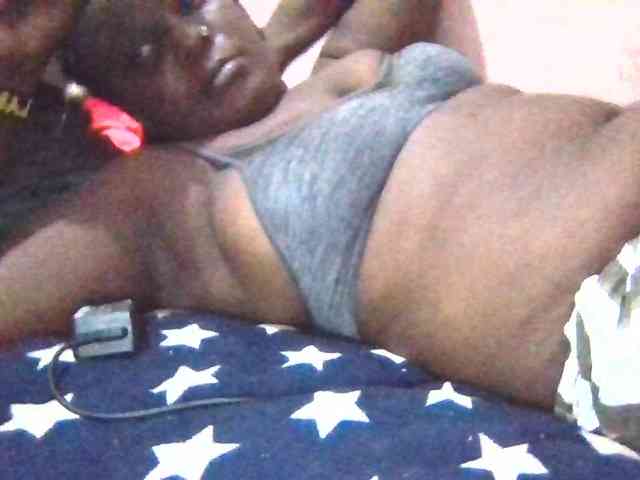 Milky-ebony webcam