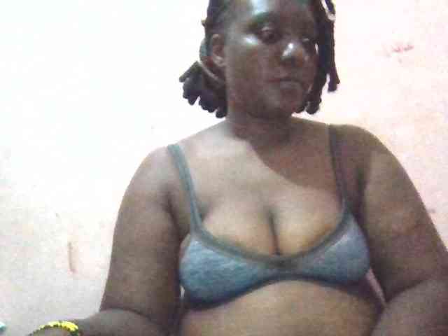 Milky-ebony webcam