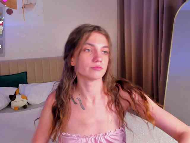 Model: ellafex