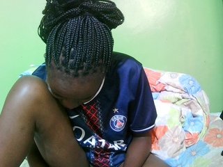 pretty-valerie