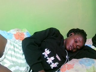 pretty-valerie