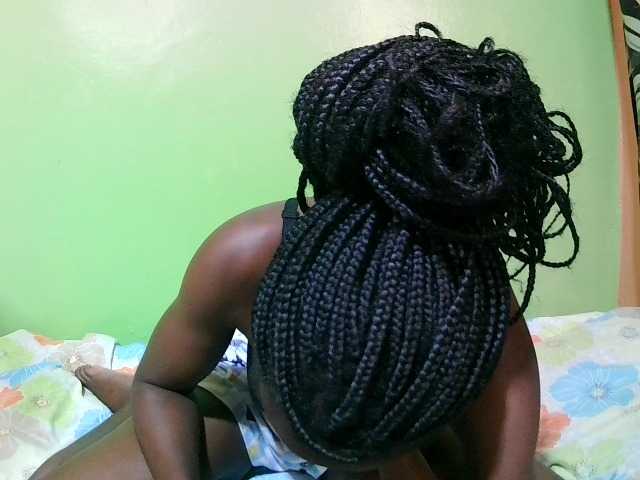 pretty-valerie
