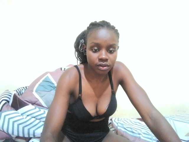 pretty-valerie