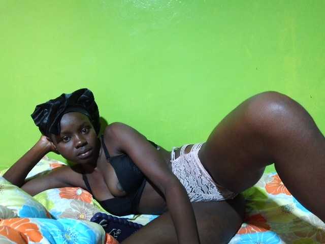 pretty-valerie