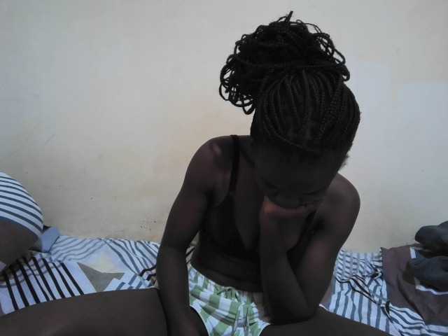 pretty-valerie