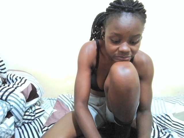 pretty-valerie
