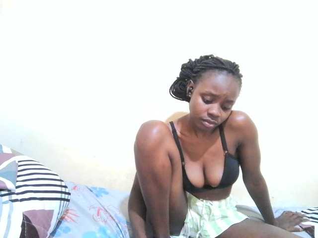 pretty-valerie
