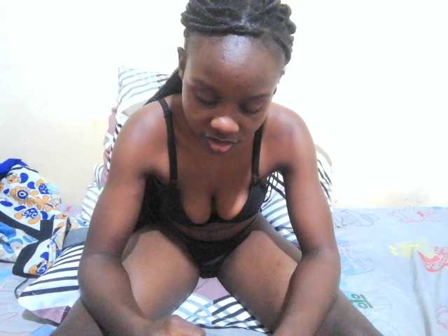 pretty-valerie