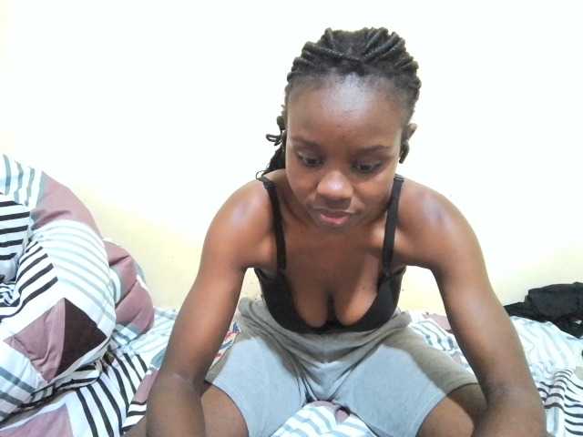 pretty-valerie