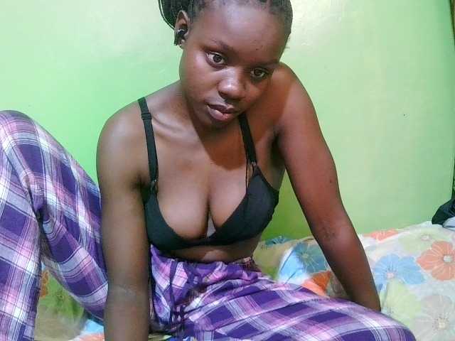 pretty-valerie