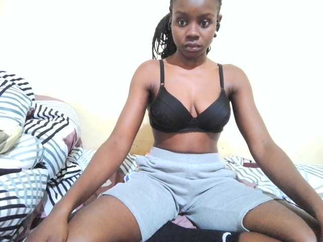 pretty-valerie