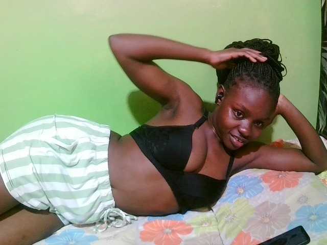 pretty-valerie