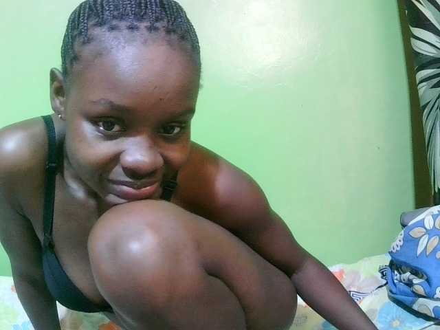 pretty-valerie