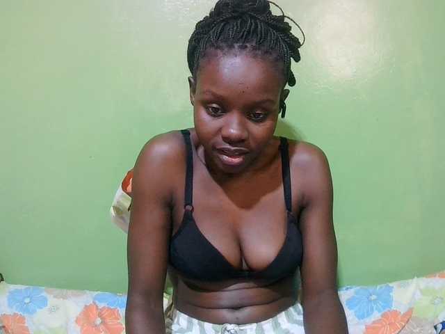 pretty-valerie