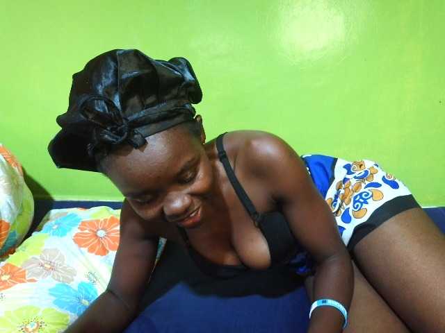 pretty-valerie