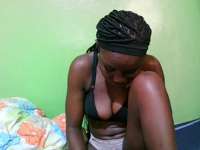 pretty-valerie