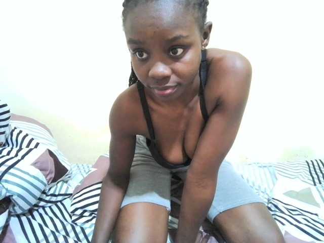 pretty-valerie