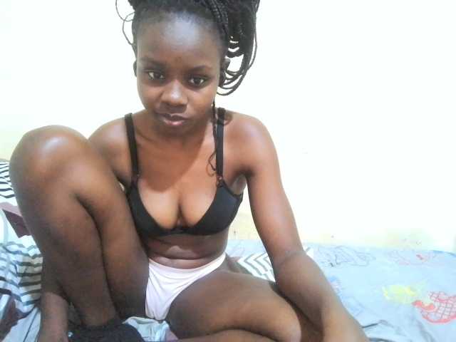 pretty-valerie