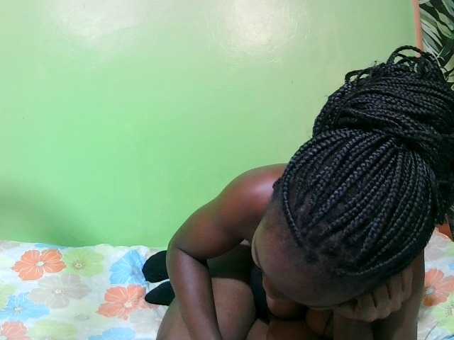 pretty-valerie