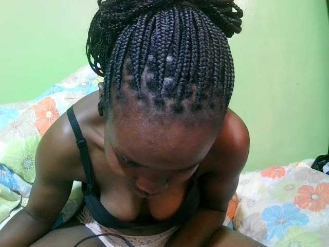 pretty-valerie