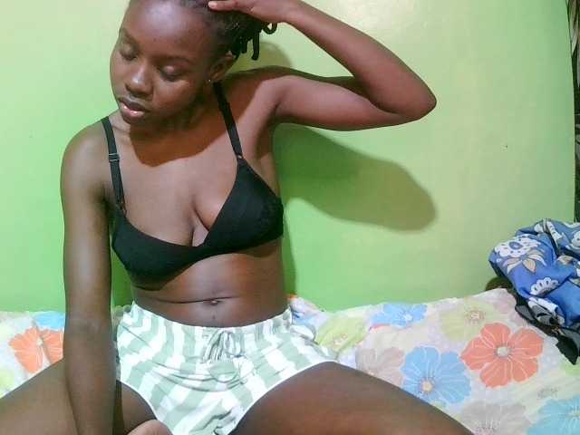 pretty-valerie