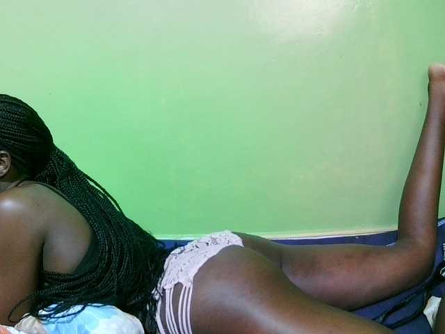 pretty-valerie