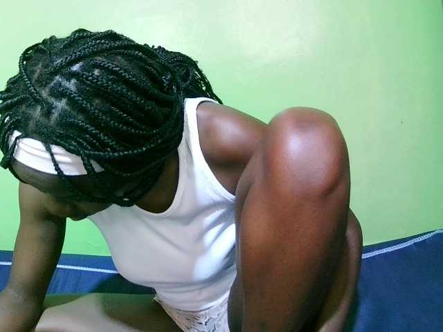 pretty-valerie