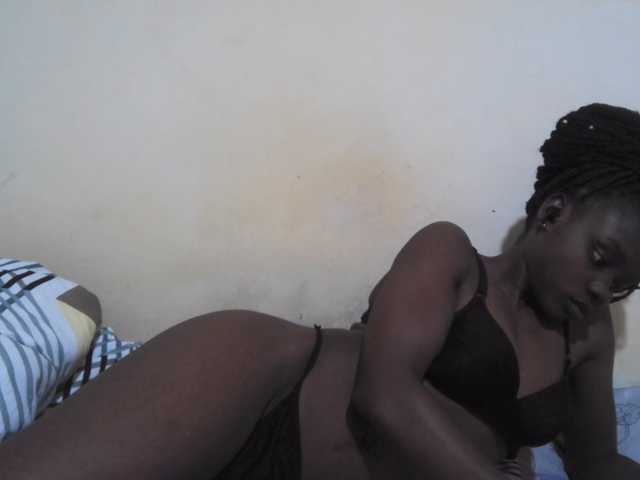 pretty-valerie