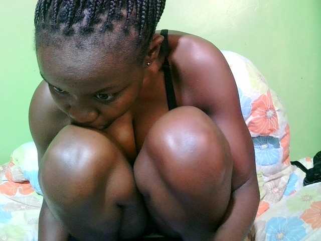 pretty-valerie