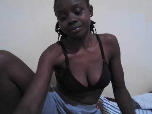 pretty-valerie
