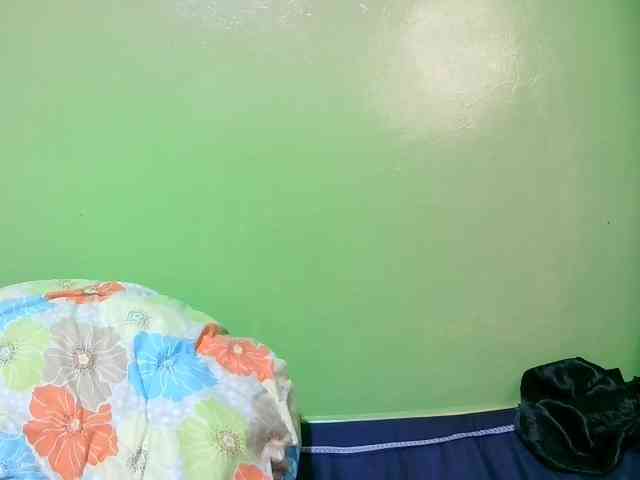 pretty-valerie webcam