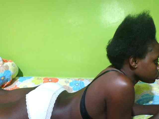 pretty-valerie webcam
