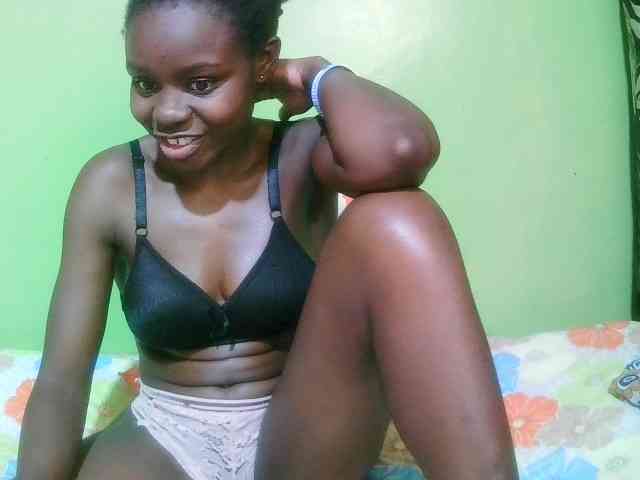 pretty-valerie webcam