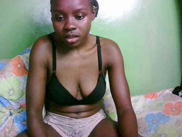 pretty-valerie webcam
