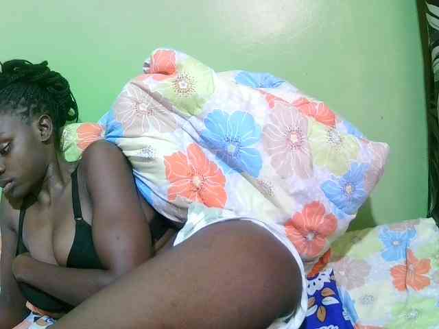 pretty-valerie webcam
