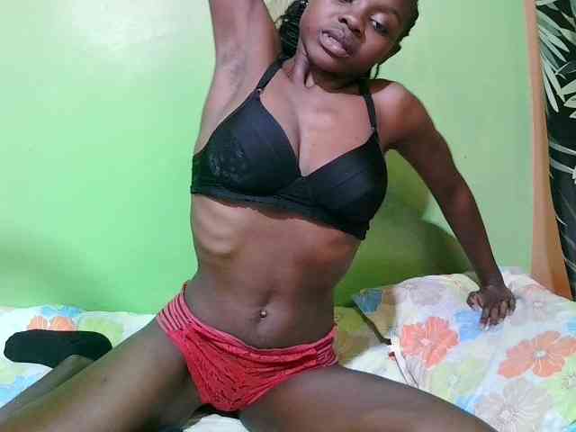 pretty-valerie pretty-valerie