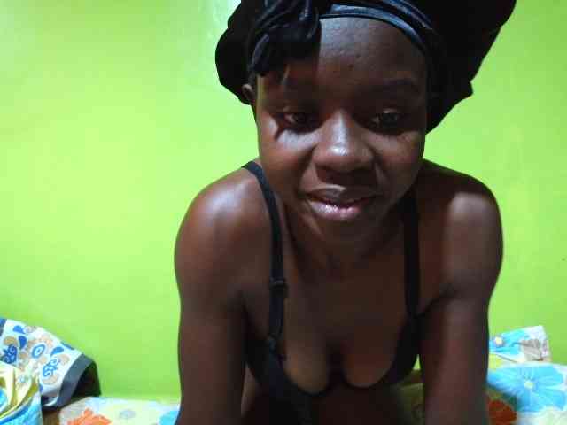 pretty-valerie webcam
