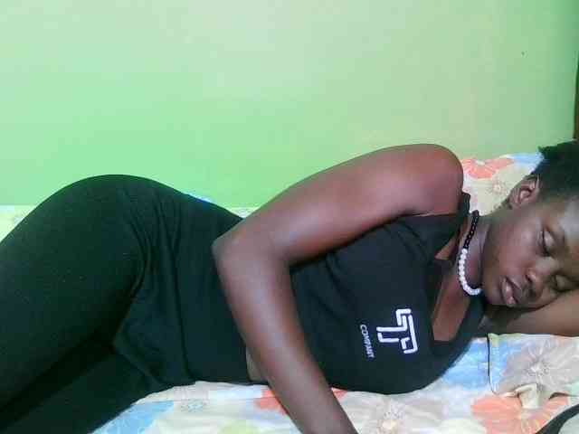 pretty-valerie webcam